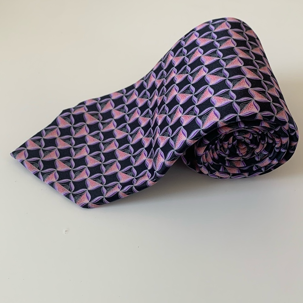 7 Downie St. 100% Silk Neck Tie